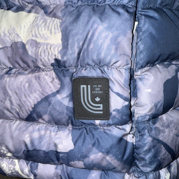 Lolë Hooded Navy and White Puffer Vest, women’s large - Picture 3 of 4